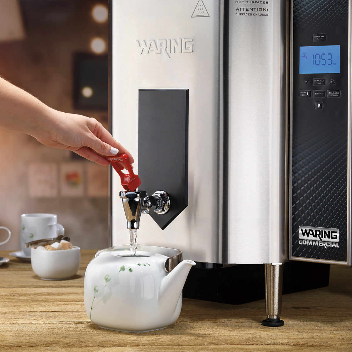 Waring 10-GALLON HOT WATER DISPENSER – 208V Model: WWB10GB